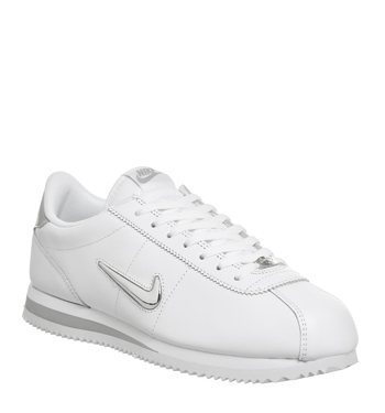 nike white and silver trainers
