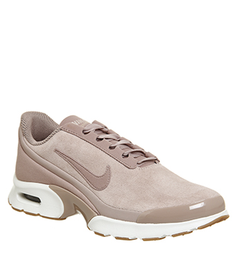 nike air max jewell trainers in pastel pink leather